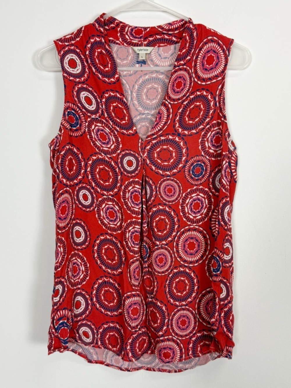 Tyler Boe Sleeveless Top Womens Large Coral Blue Fish Pattern Vneck